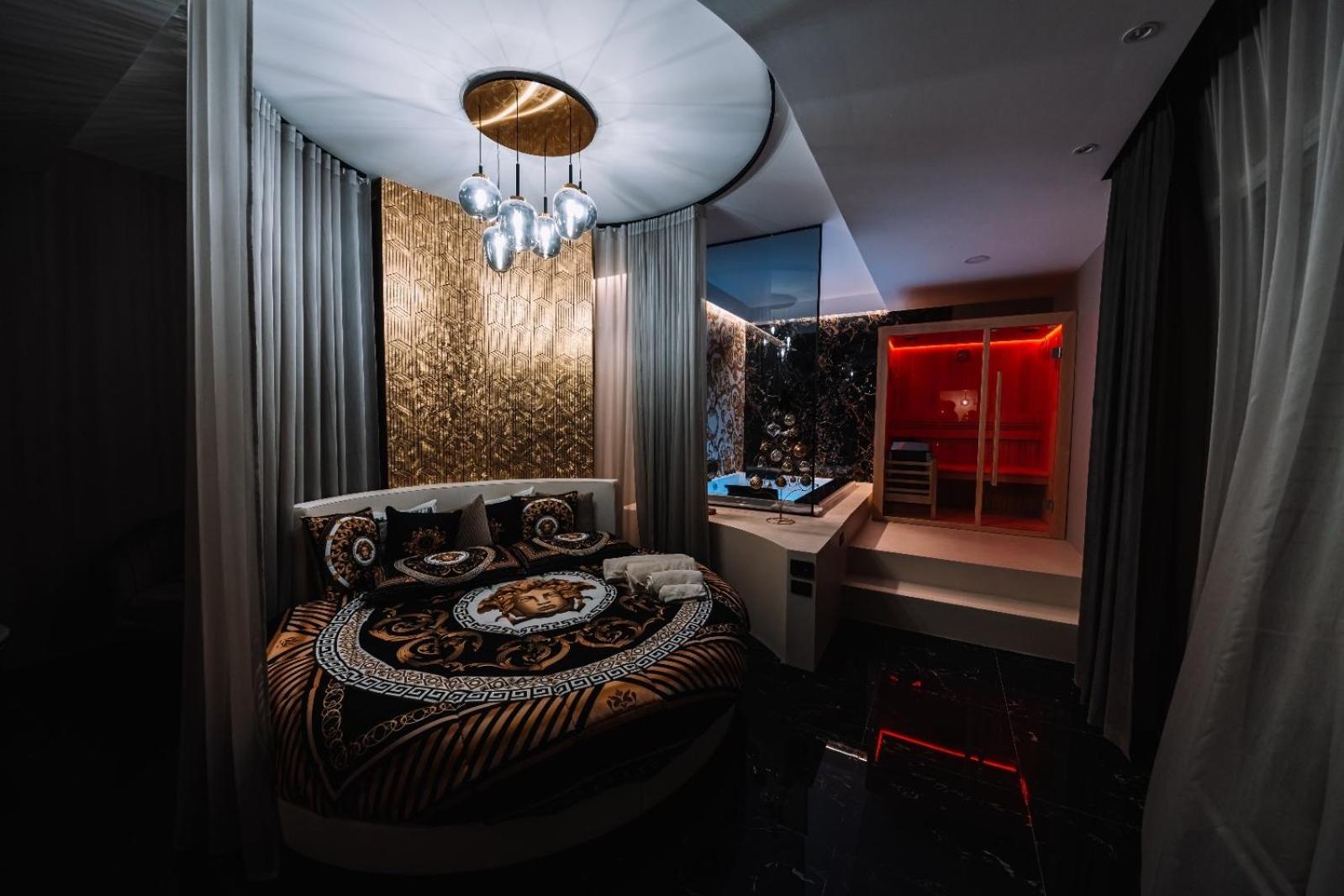 Versace Luxury Room كورليوني المظهر الخارجي الصورة